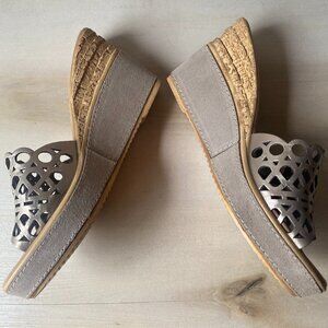 Azura metallic silver cutout italian leather wedge high heel suede sandals 8.5